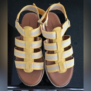 Lucky Brand sandals 7.5